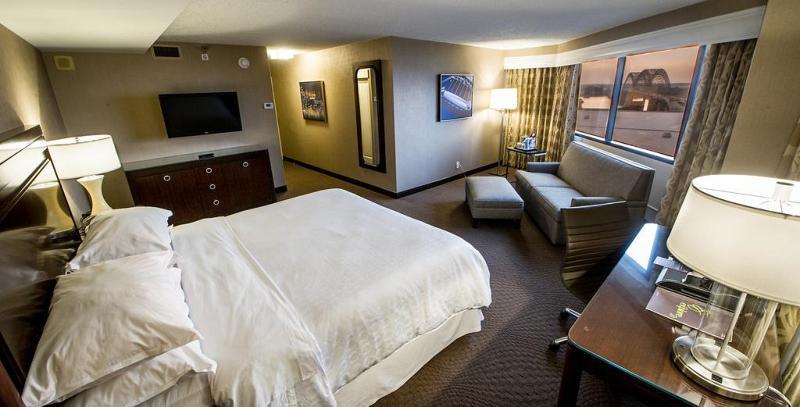 Sheraton Memphis Downtown Hotel מראה חיצוני תמונה
